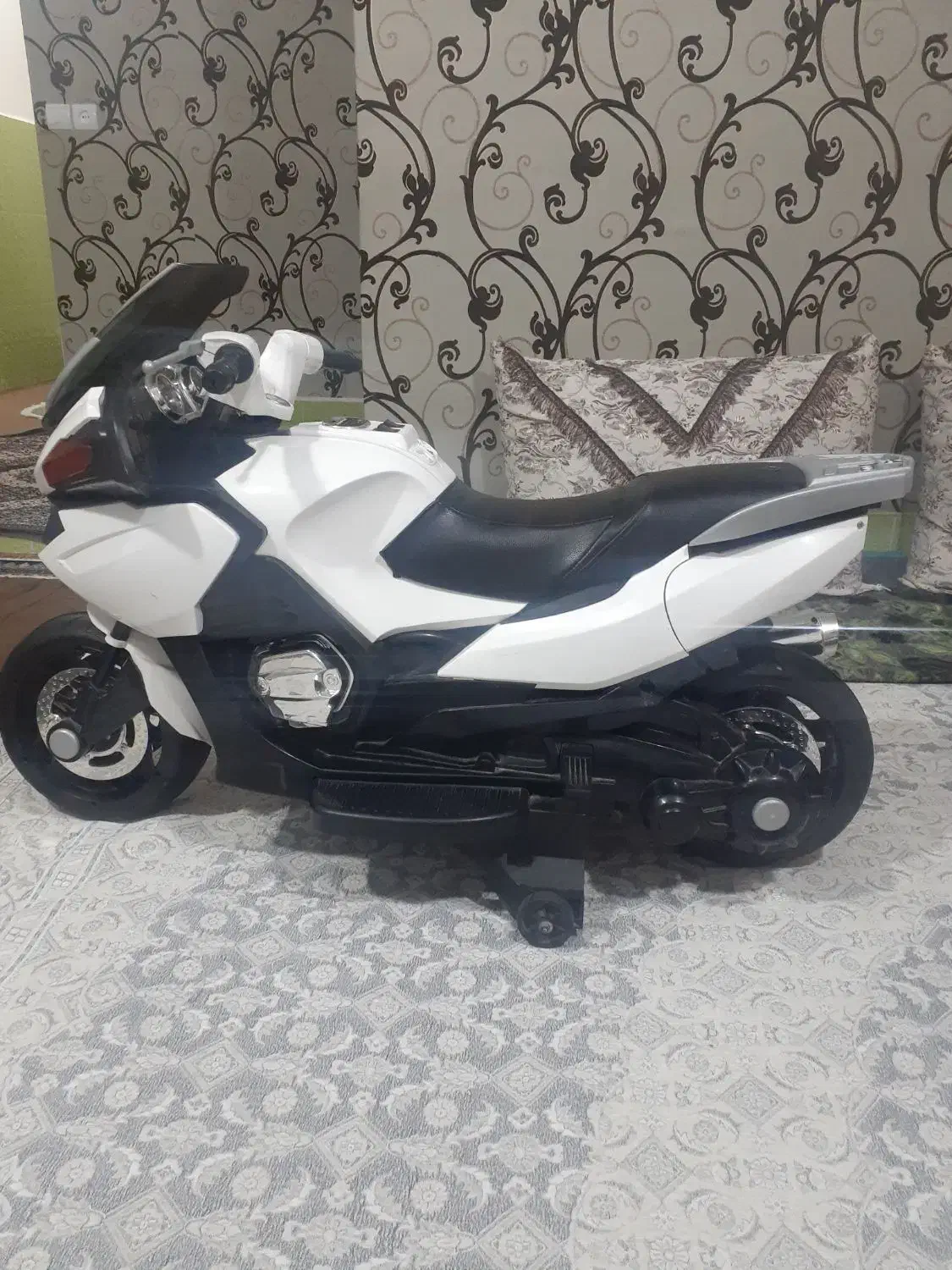 متور شارژی جفت گیربکس فلش خور|اسباببازی بچه|جلفا, |دیوار