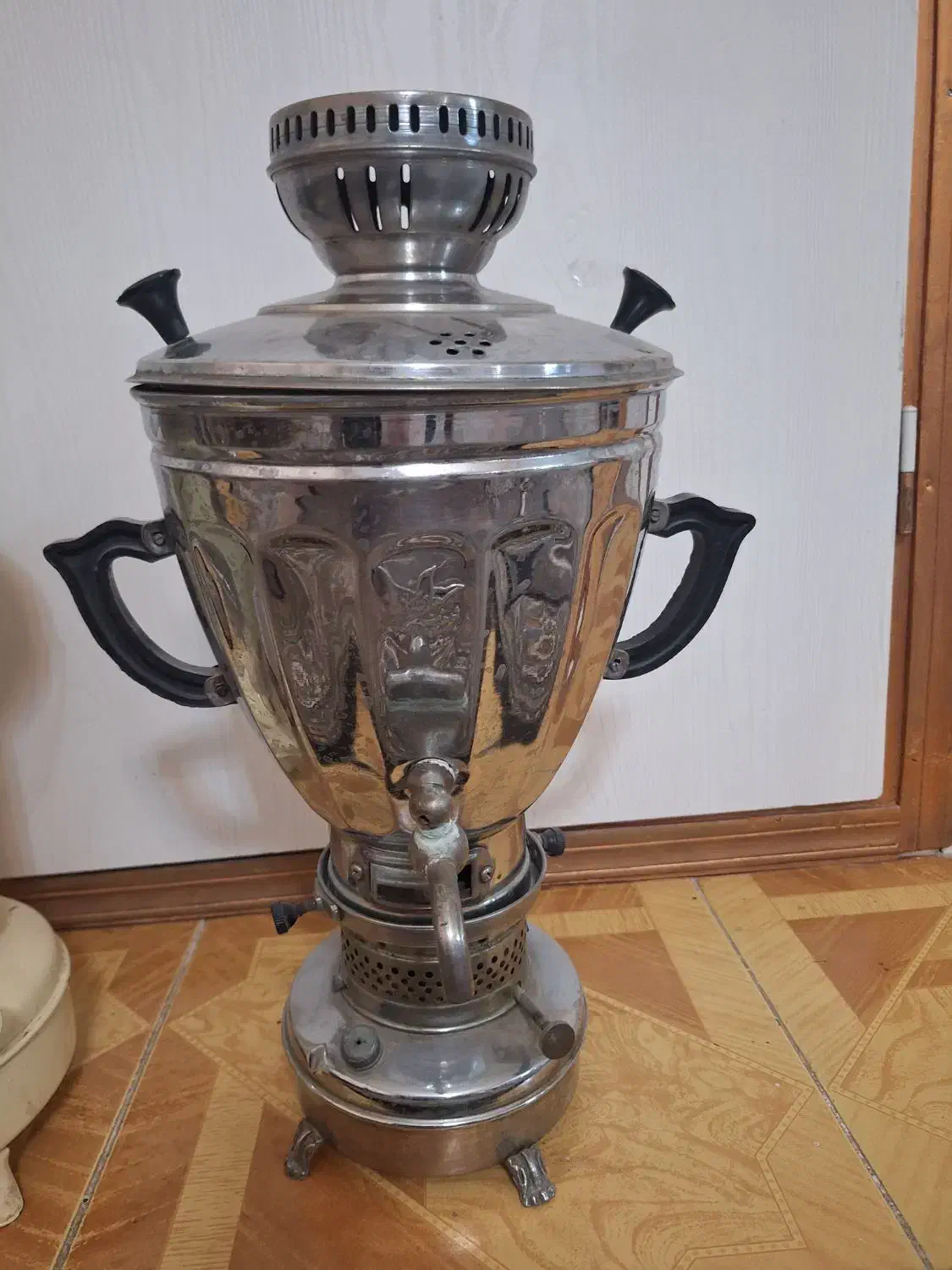 سماور،والور|سماور، چای‌ساز، قهوه‌ساز|خوی, |دیوار