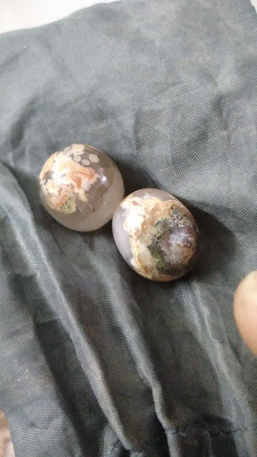 یک جفت مهره کارگشا. بدون نام|کلکسیون اشیاء عتیقه|شوش, |دیوار