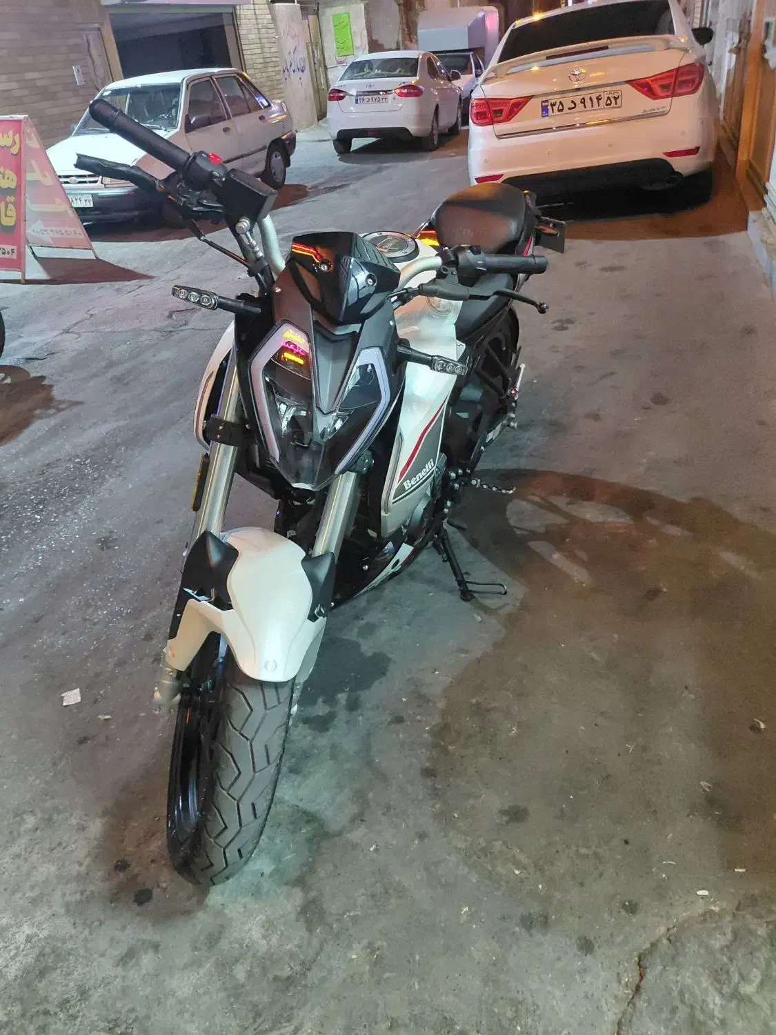 بنلی ۱۸۰ s|موتورسیکلت|بیرجند, |دیوار