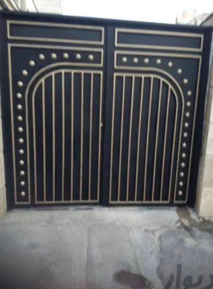 رنگ کاری درب و پنجره|خدمات پیشه و مهارت|تربت‌حیدریه, مسجد جامع|دیوار