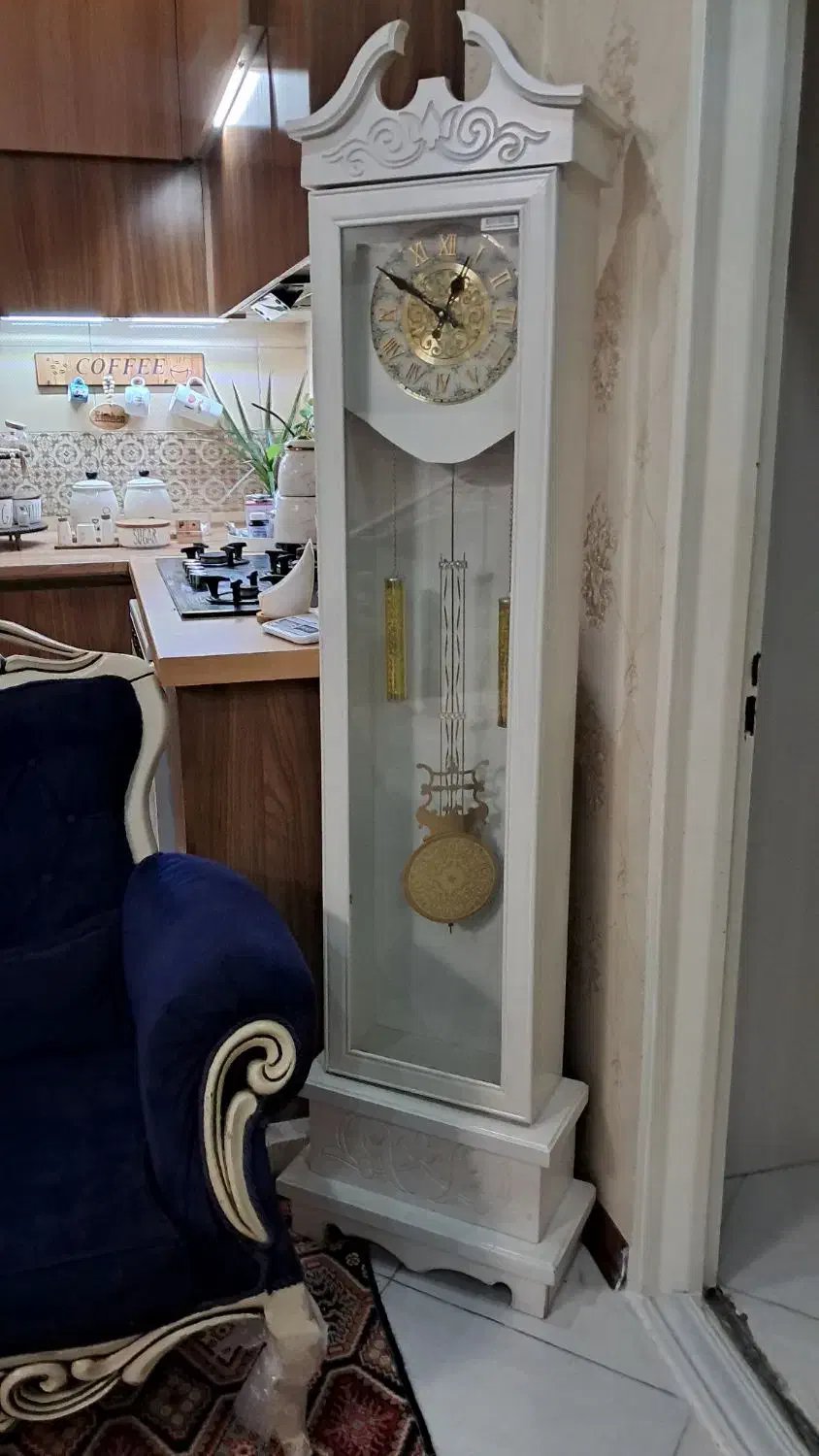 ساعت ایستاده و آینه شمدان|ساعت دیواری و تزئینی|ری, دیلمان|دیوار