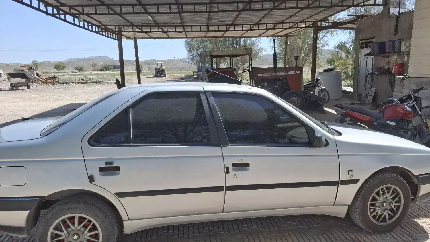 فروش پژو ۴۰۵|خودرو سواری و وانت|زرندیه, |دیوار