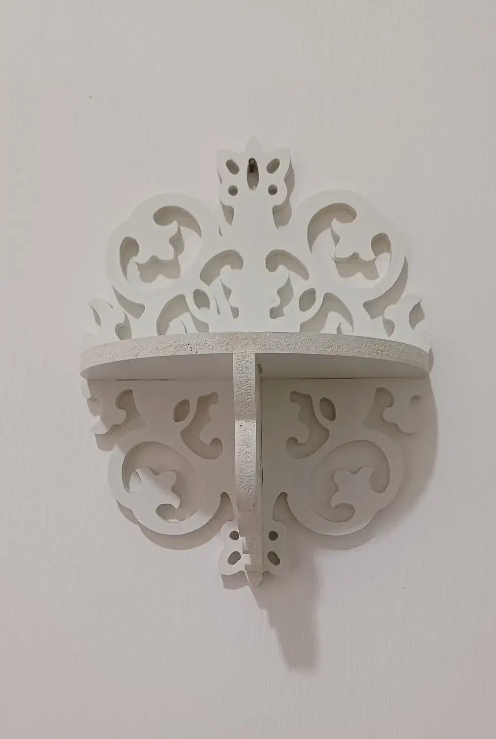 شلف و گل تزئینی|کتابخانه، شلف، قفسههای دیواری|بوشهر, |دیوار