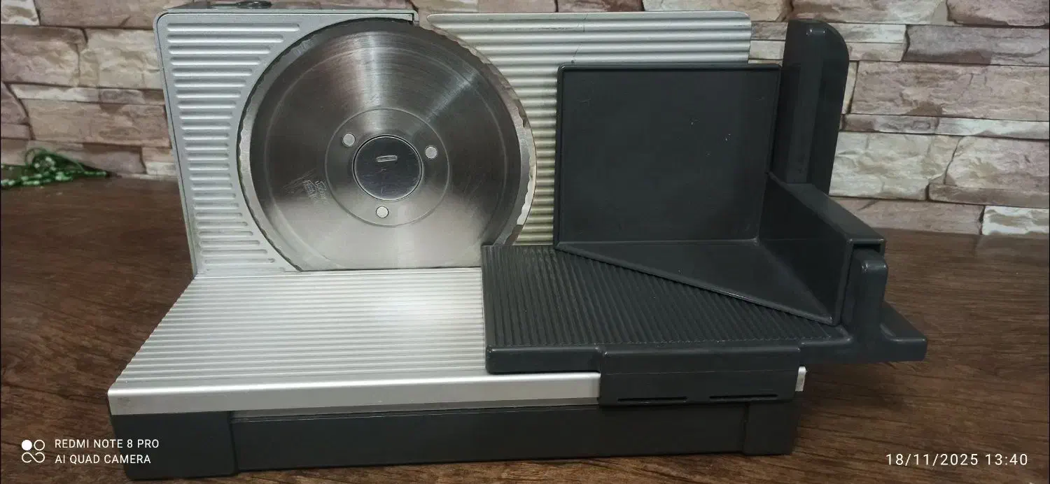 دستگاه کالباس بر اصل آلمانی( نو )|سایر لوازم برقی|کرج, باغستان|دیوار