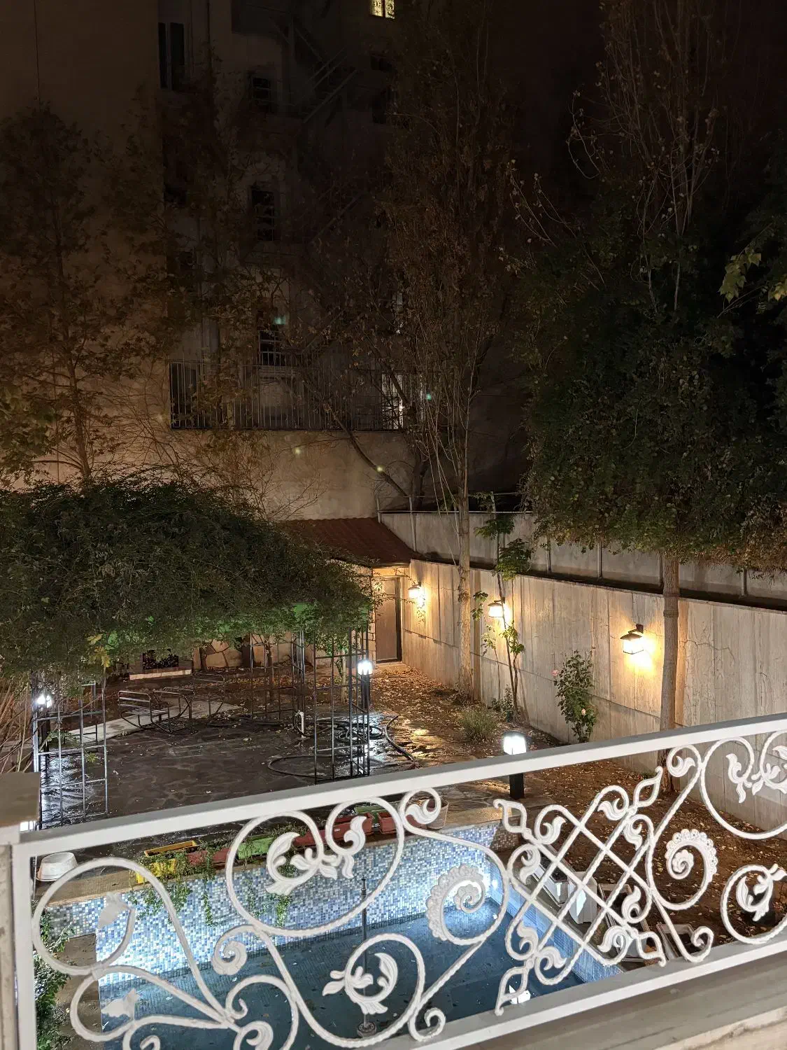 ۱۴۰متری در زعفرانیه سعداباد/تکواحدی/تراس ویو مشجر