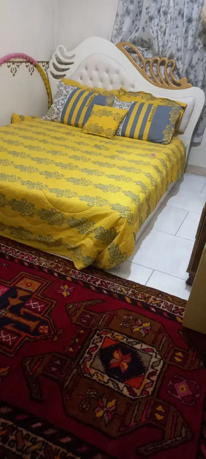 تخت دو نفره ۱۶۰*۲ کارکرده تشک طبی فنری رویال|تخت و سرویس خواب|نسیم‌شهر, |دیوار