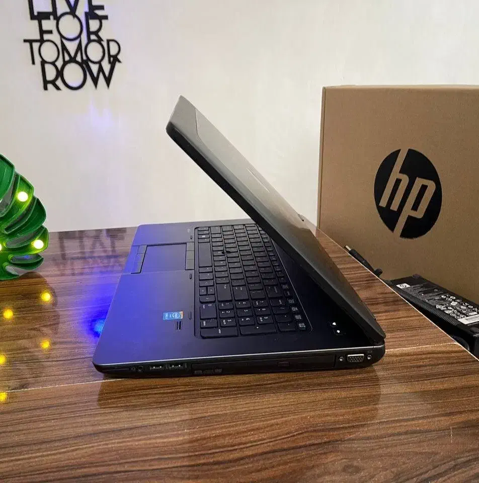 HP Z-book 17  G2 gaming|رایانه همراه|سیاهکل, |دیوار