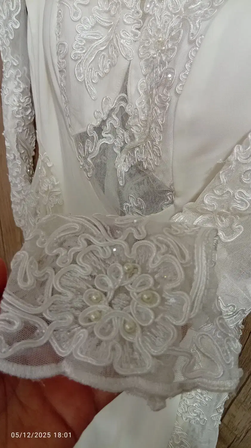 لباس مجلسی|لباس|شازند, |دیوار