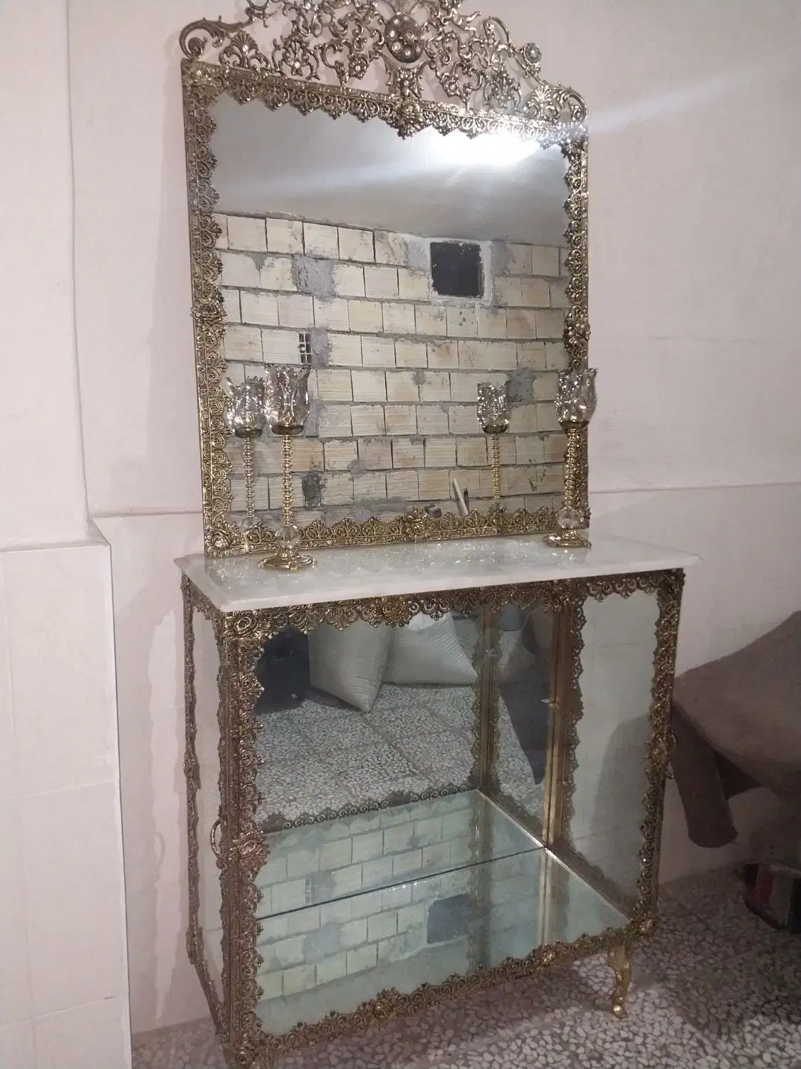 آینه‌شمعدان‌وکنسول|بوفه، ویترین، کنسول|میانه, |دیوار