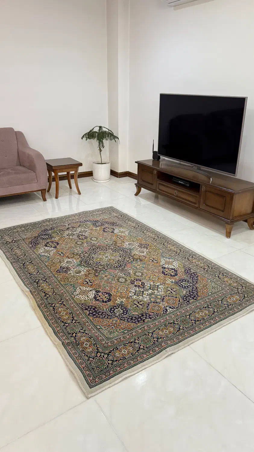 فرش ۴ متری زمرد مشهد|فرش|تهران, امام زاده عبدالله|دیوار