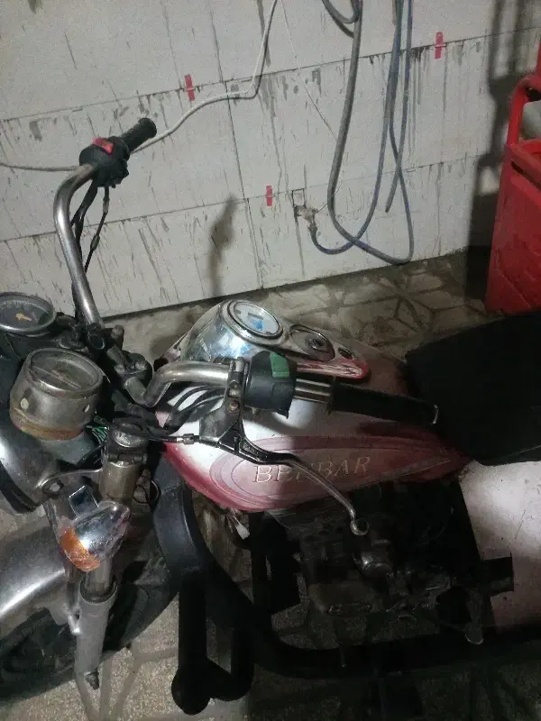 سه چرخ 200|موتورسیکلت|سبزوار, قلعه‌نو دهزار|دیوار