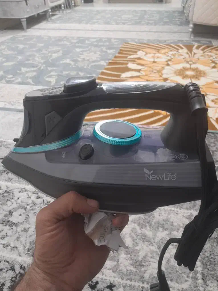 اتو لباس نیولایف|اتو و لوازم اتو|ساوه, |دیوار