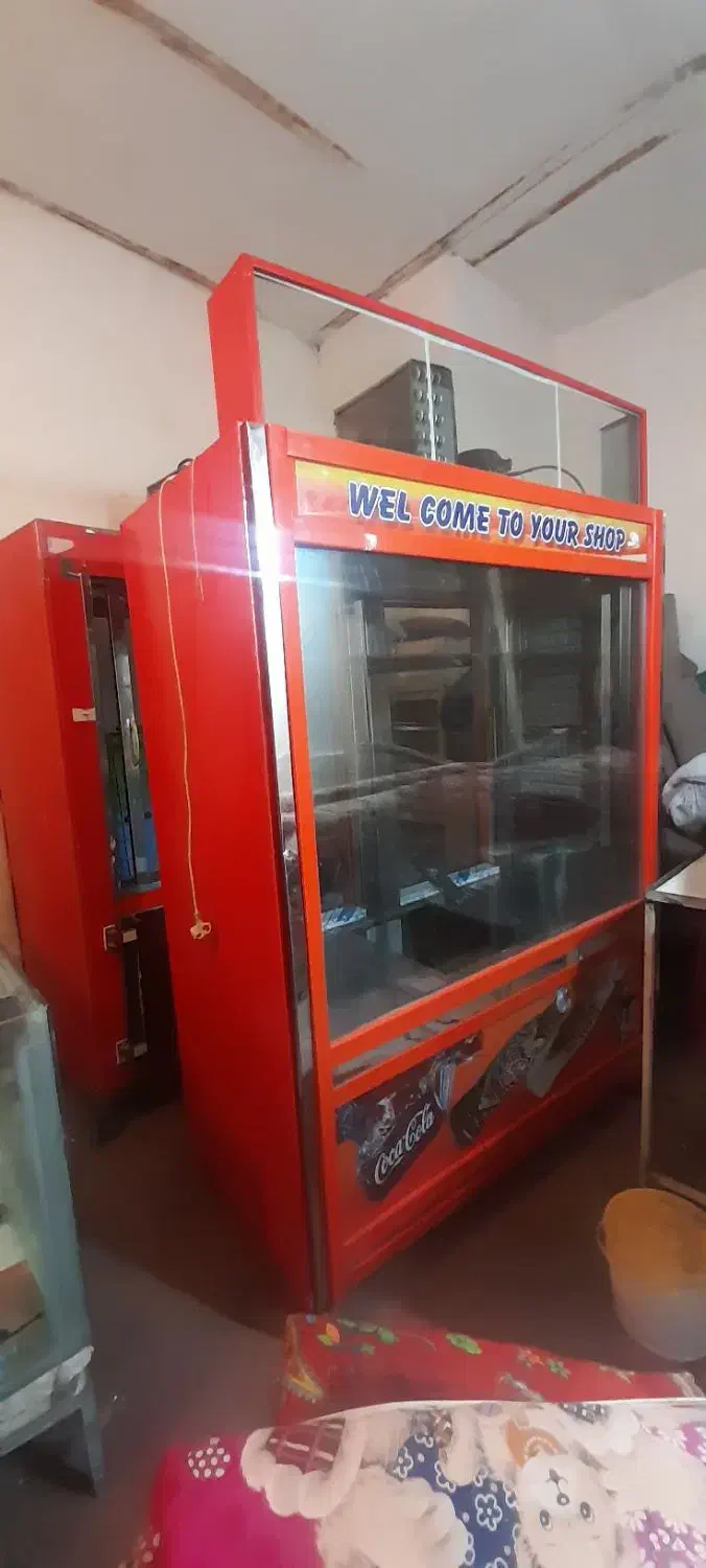 یخچال ویترینی مغازه با موتور بزرگ و فابریک|فروشگاه و مغازه|تبریز, |دیوار