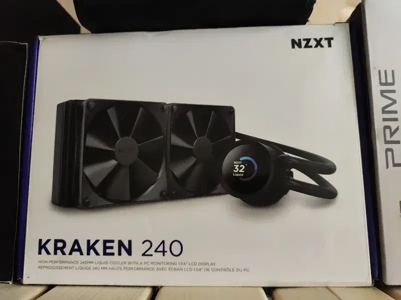 واتر کولینگ NZXT kraken 240 LCD آکبند|قطعات و لوازم جانبی رایانه|مشهد, گوهرشاد|دیوار