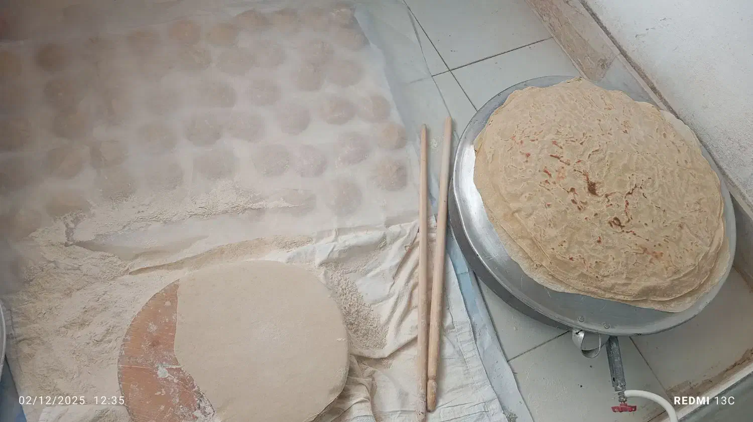 نان تیری|خوردنی و آشامیدنی|فولادشهر, مسکن مهر فولادشهر|دیوار