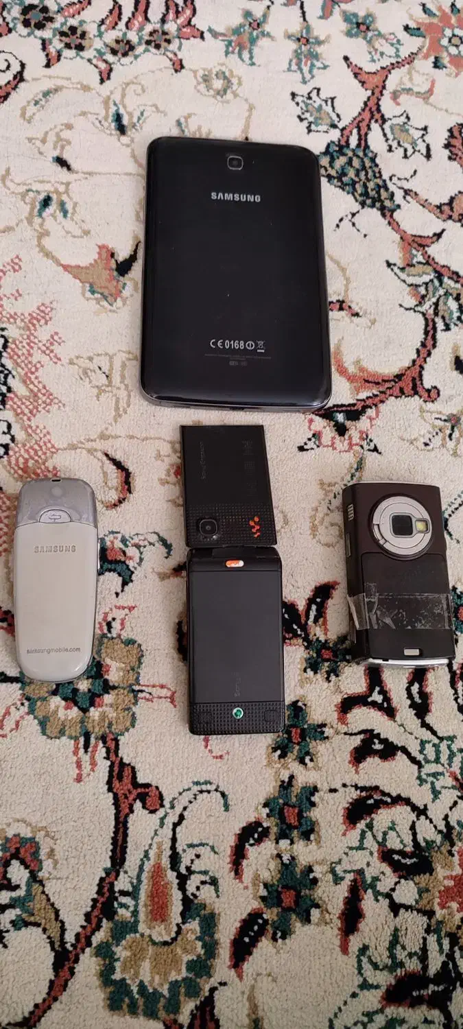 تعدادی گوشی وتبلت|موبایل|قم, شاه سید علی|دیوار