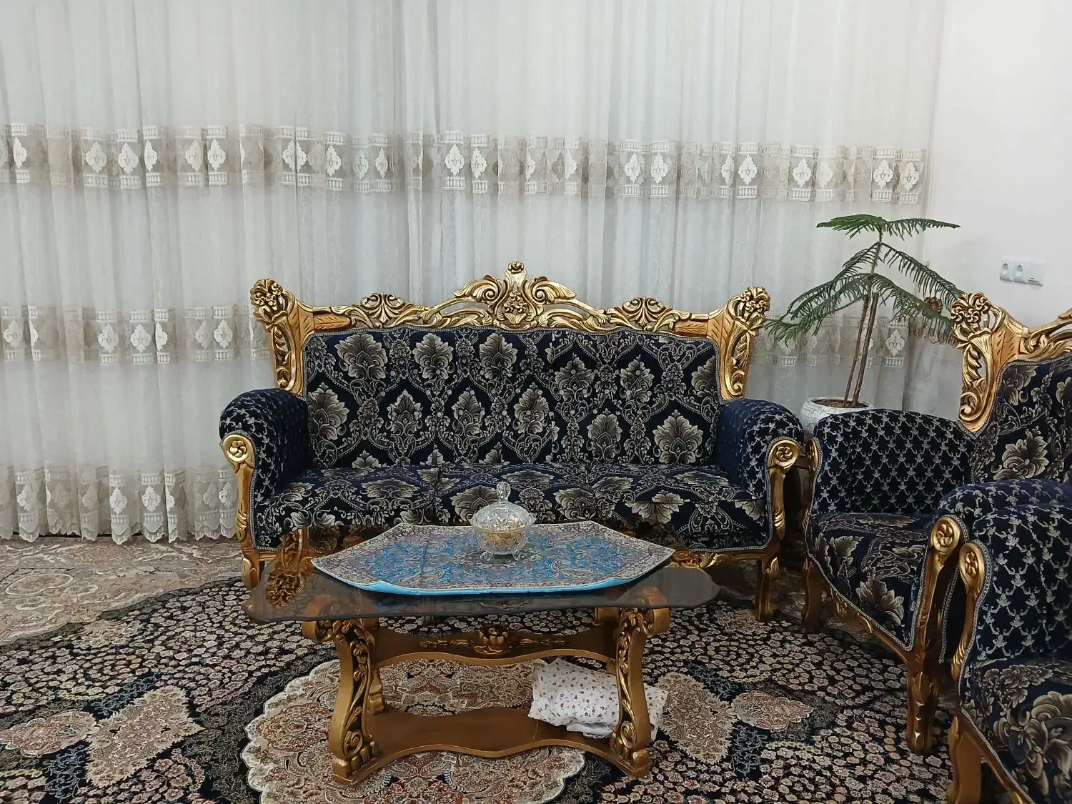 مبل سلطنتی ۹نفره|مبلمان خانگی و میز عسلی|حمیدیا, |دیوار