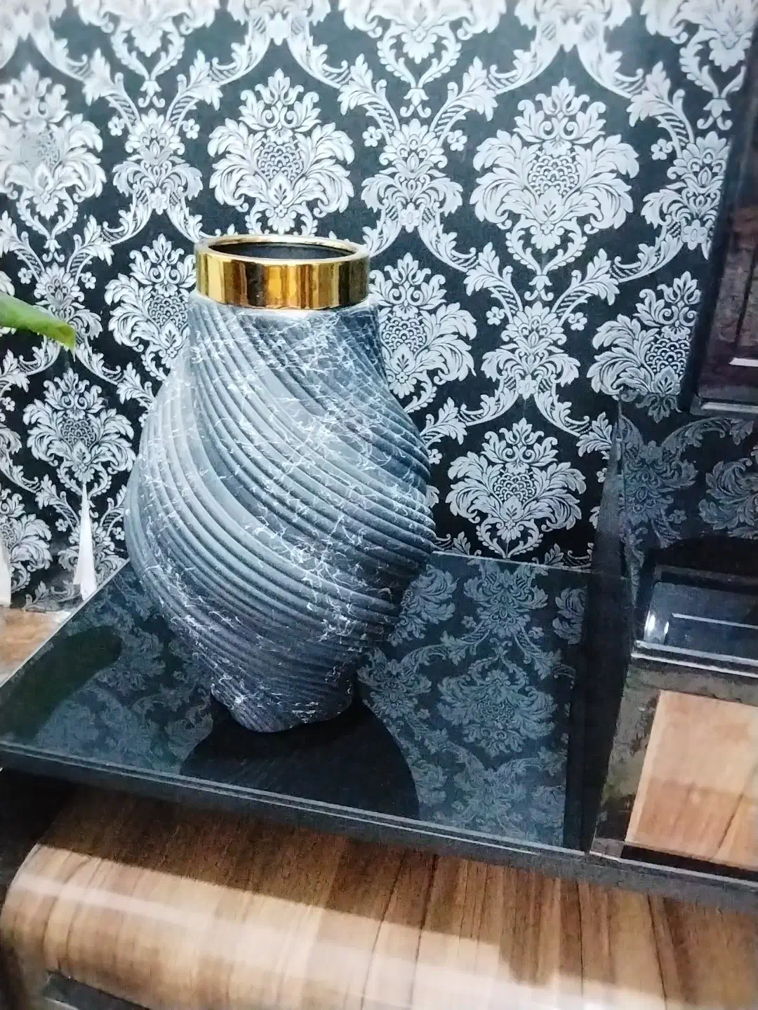 گلدان|صنایع دستی و سایر لوازم تزئینی|بندر امام خمینی, |دیوار