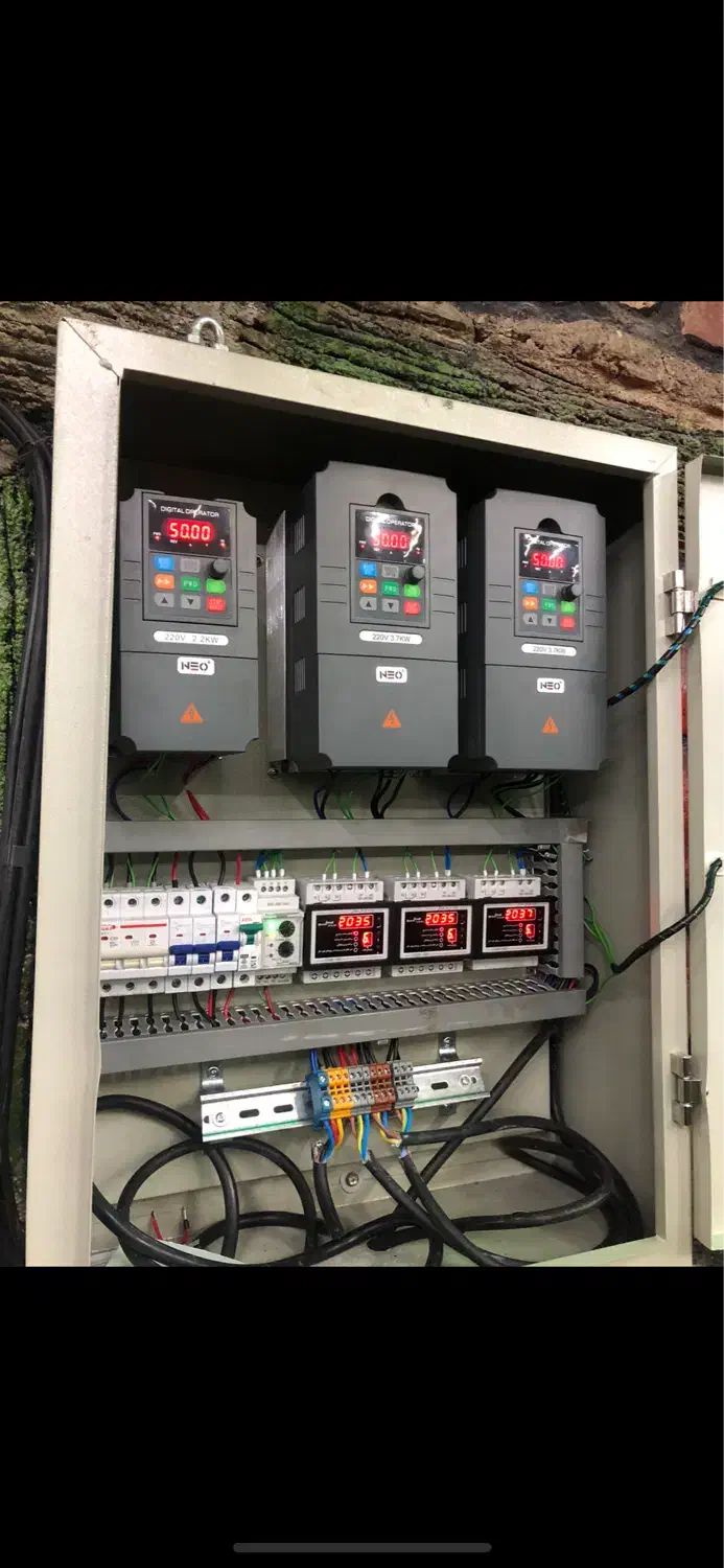 تابلو برق ، برق صنعتی واتوماسیون ،برق کار صنعتی|خدمات پیشه و مهارت|باسمنج, |دیوار