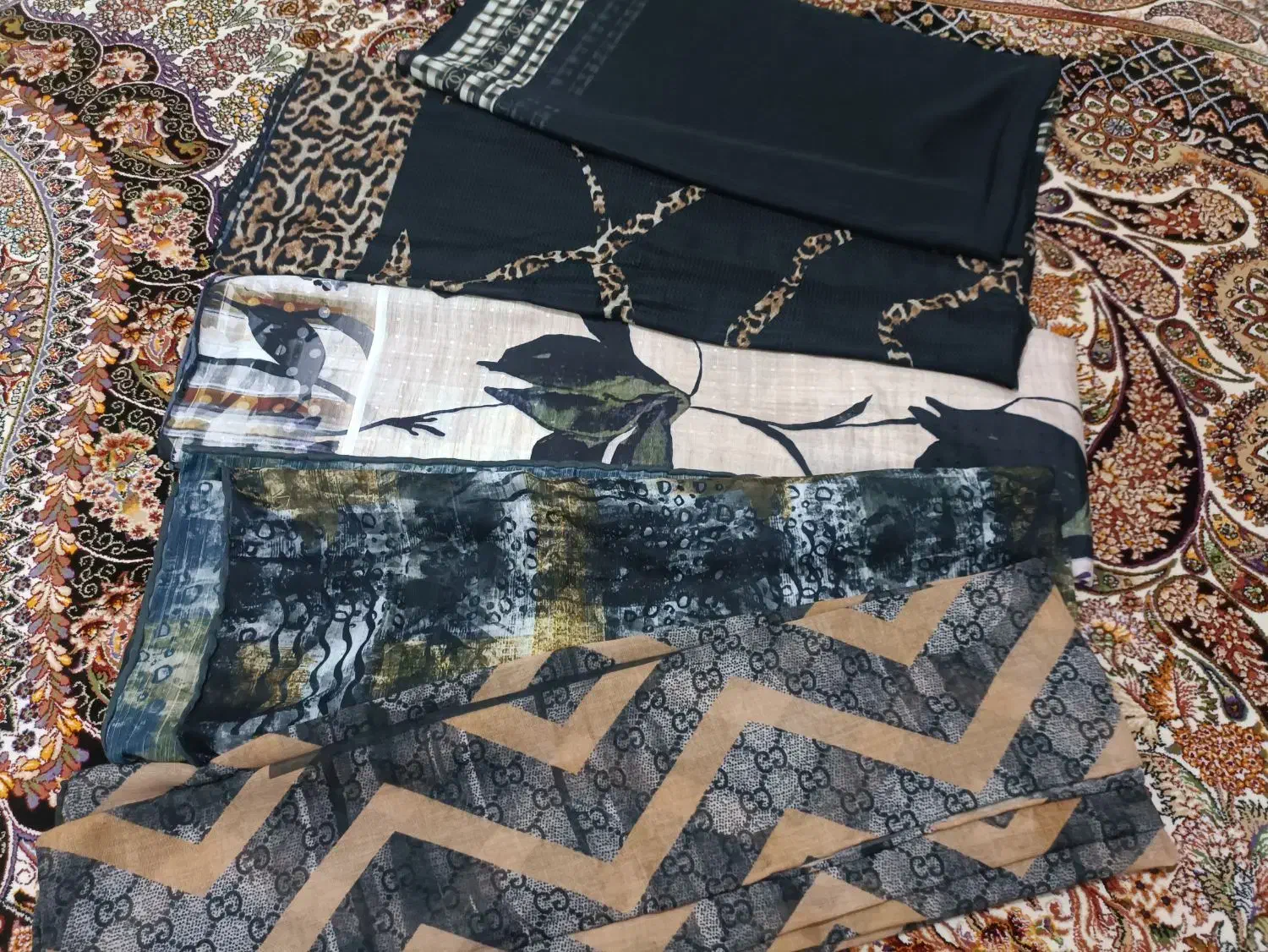 پنج تاروسری چهارتاش قواری بزرگه|لباس|محمدشهر, شهرک پیام (مهرالبرز)|دیوار