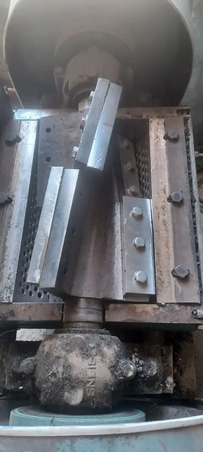 آسیاب پلاستیک دهنه ۴۰ چکشی|ماشین‌آلات صنعتی|اصفهان, ارغوانیه|دیوار