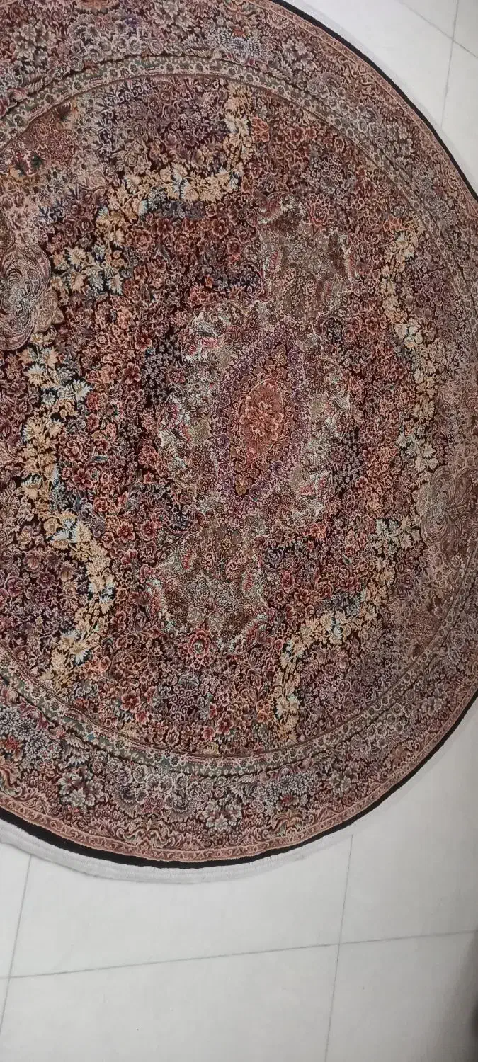 فرش گرد|فرش|قم, انسجام|دیوار