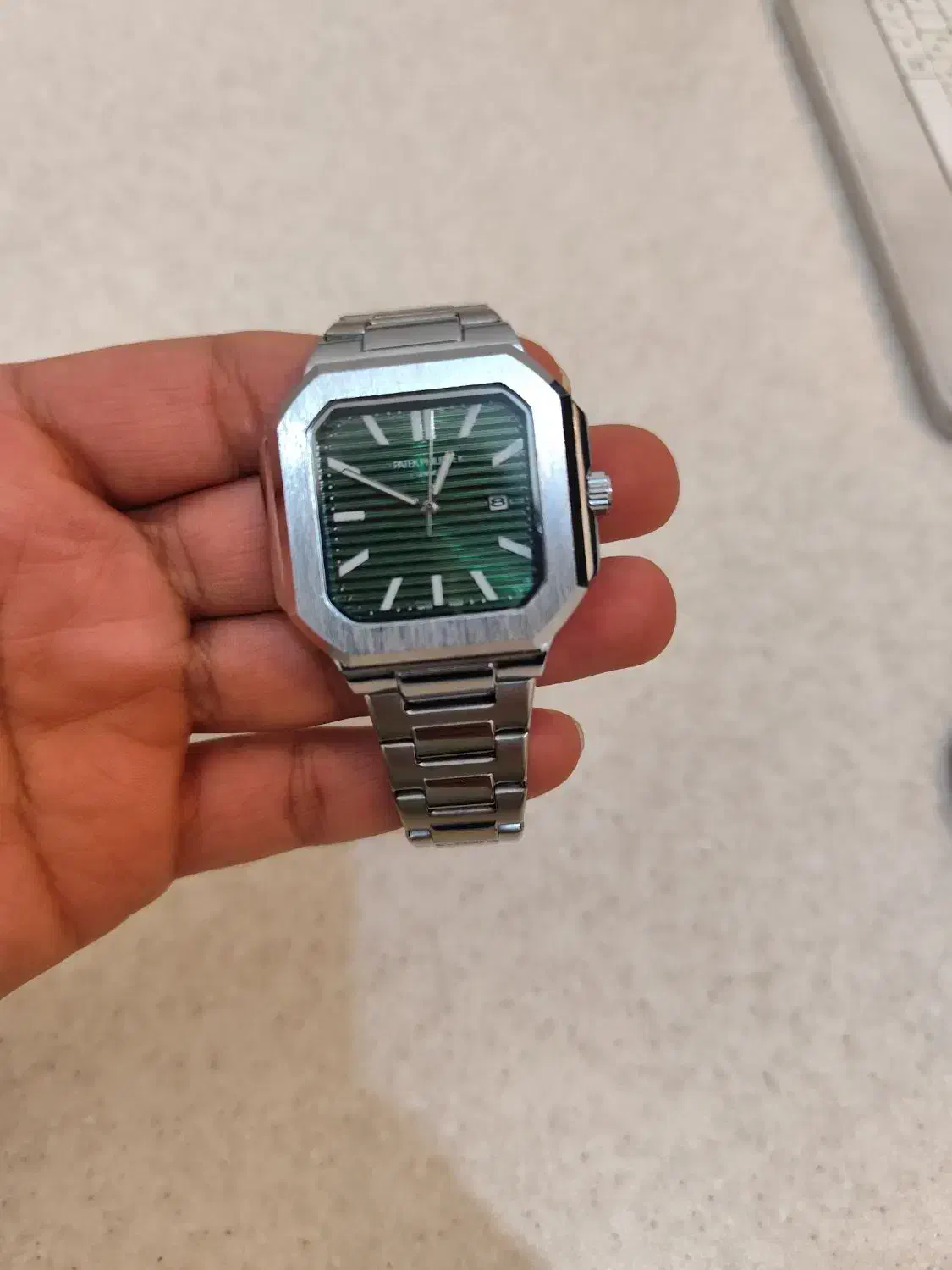 ساعت پتک فیلیپ|ساعت|تهران, میدان ولیعصر|دیوار