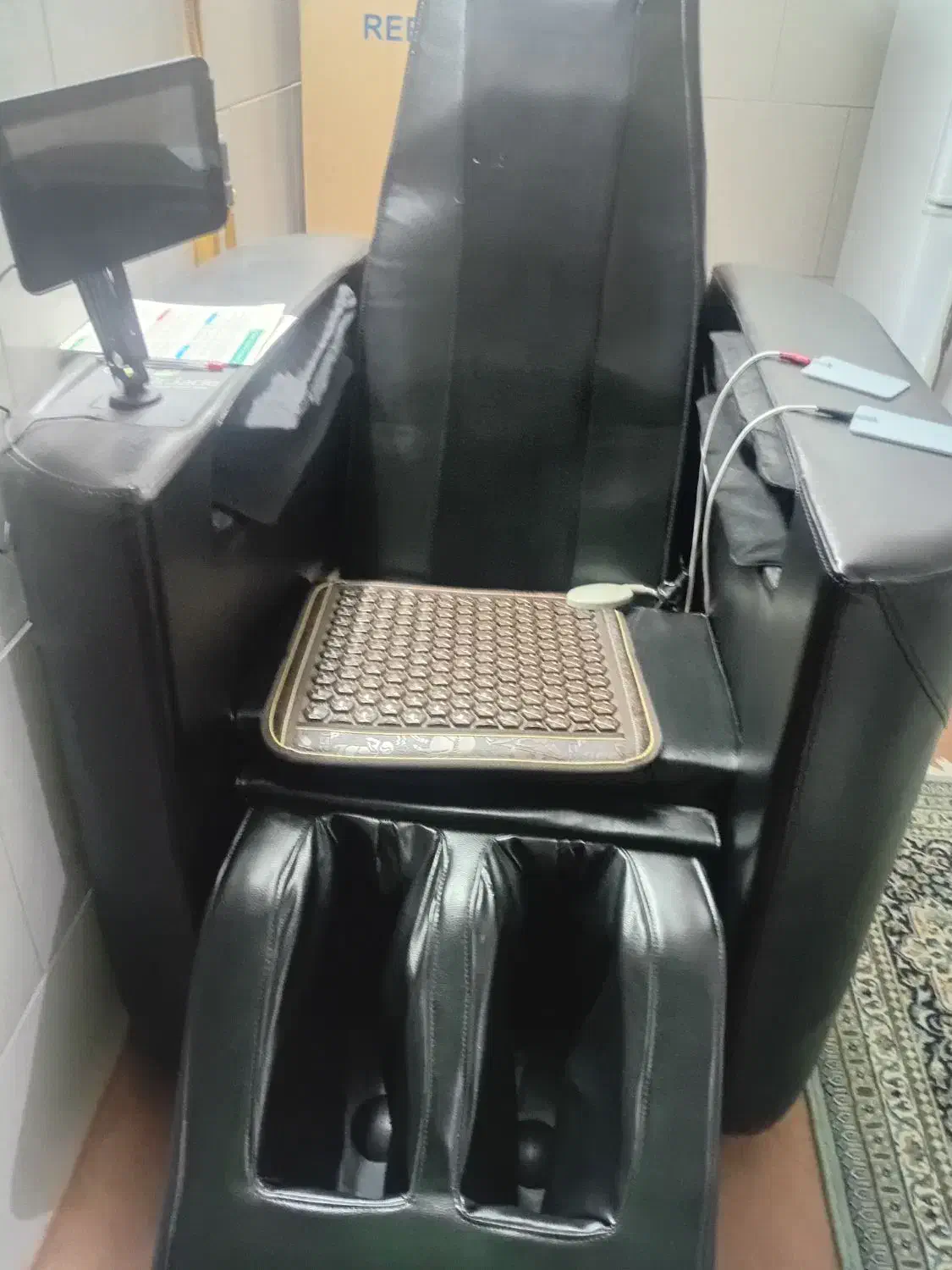 صندلی ماساژور دکتر جید فروش فوری|تجهیزات ورزشی|اصفهان, خواجو|دیوار