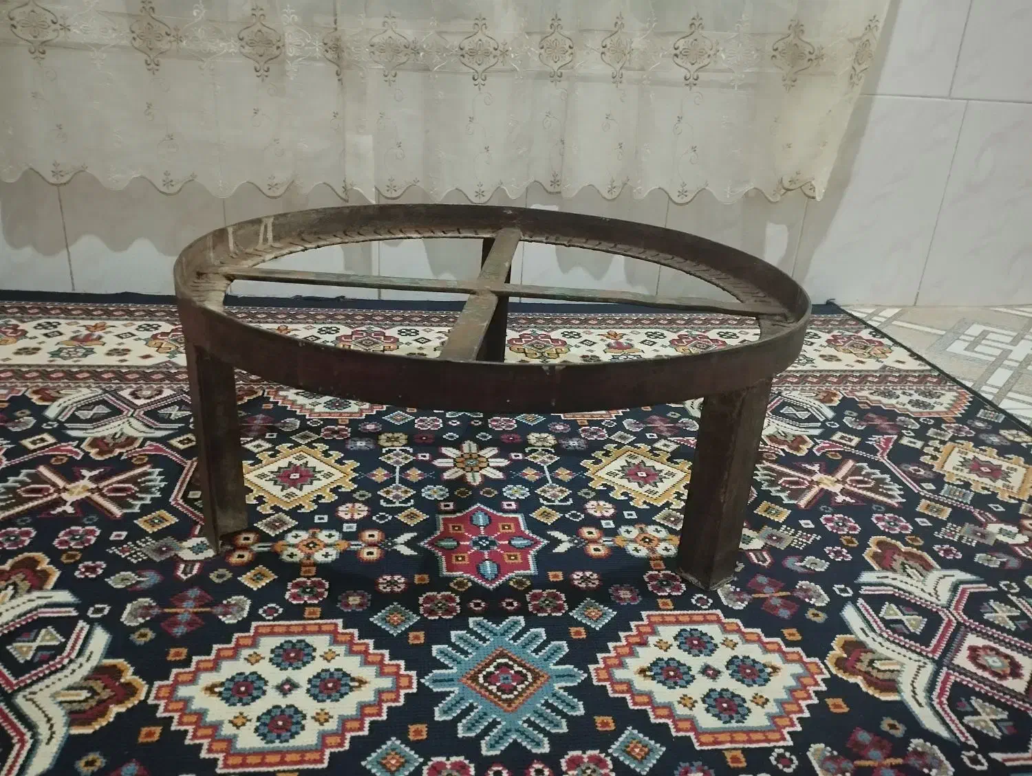 زیر آبگرمکن آهنی یا زیر پاتیل هم استفاده میشود|آبگرمکن، پکیج، شوفاژ|هرسین, |دیوار