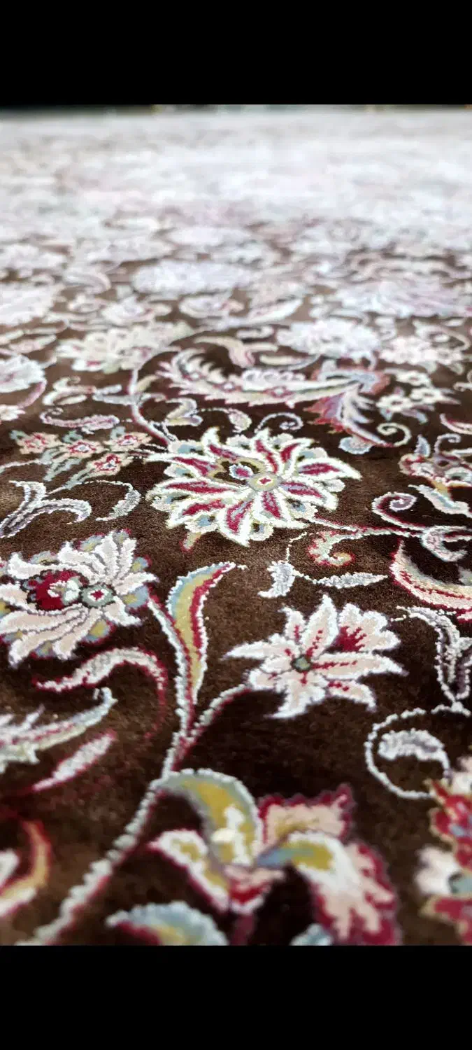 دو عددفرش نه متری ۱۲۰۰شونه طرح تبریززمینه قهوه ای|فرش|تهران, نیروی هوایی (پیروزی)|دیوار