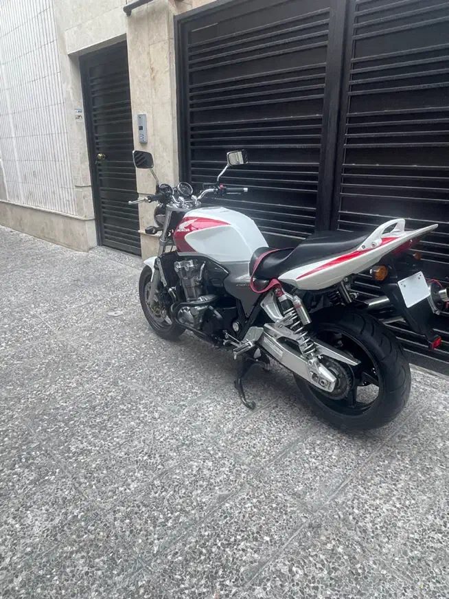 سی بی ۱۳۰۰|موتورسیکلت|تهران, هفت حوض|دیوار