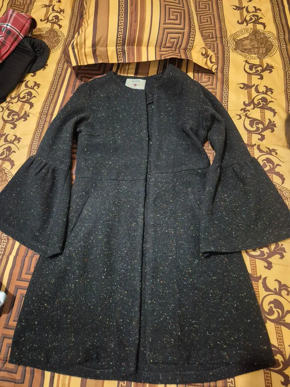 پالتو شلوار در حد نو به علت مهاجرت|لباس|مشکین‌دشت, |دیوار