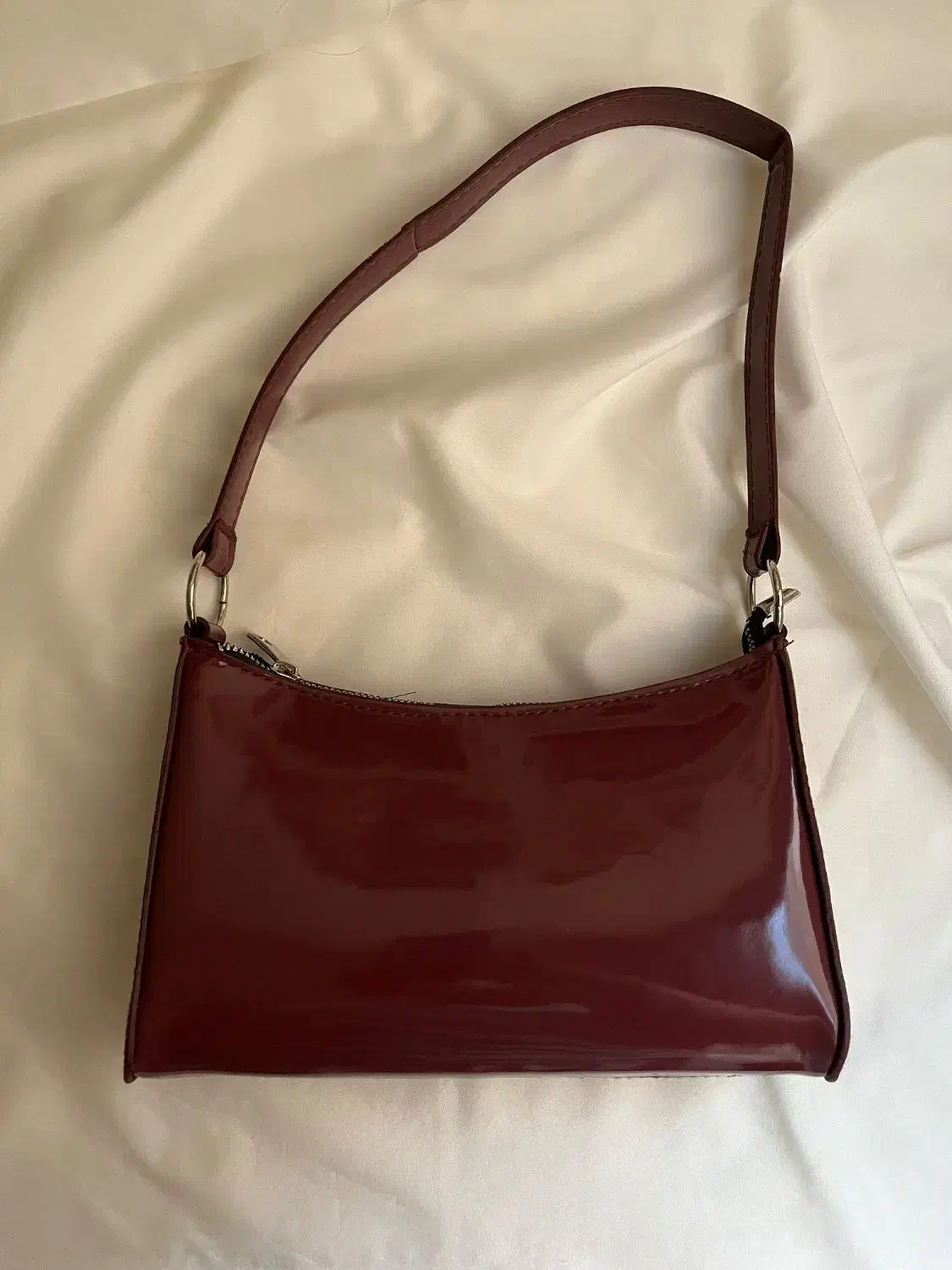 کیف|کیف، کفش، کمربند|گرگان, |دیوار