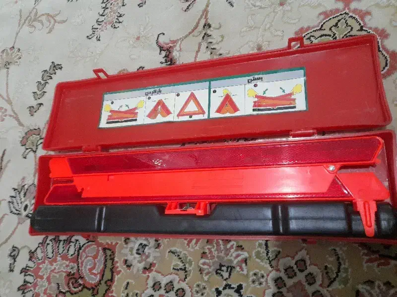 شب رنگ خطر|قطعات یدکی و لوازم جانبی|رباط‌کریم, نصیرشهر|دیوار