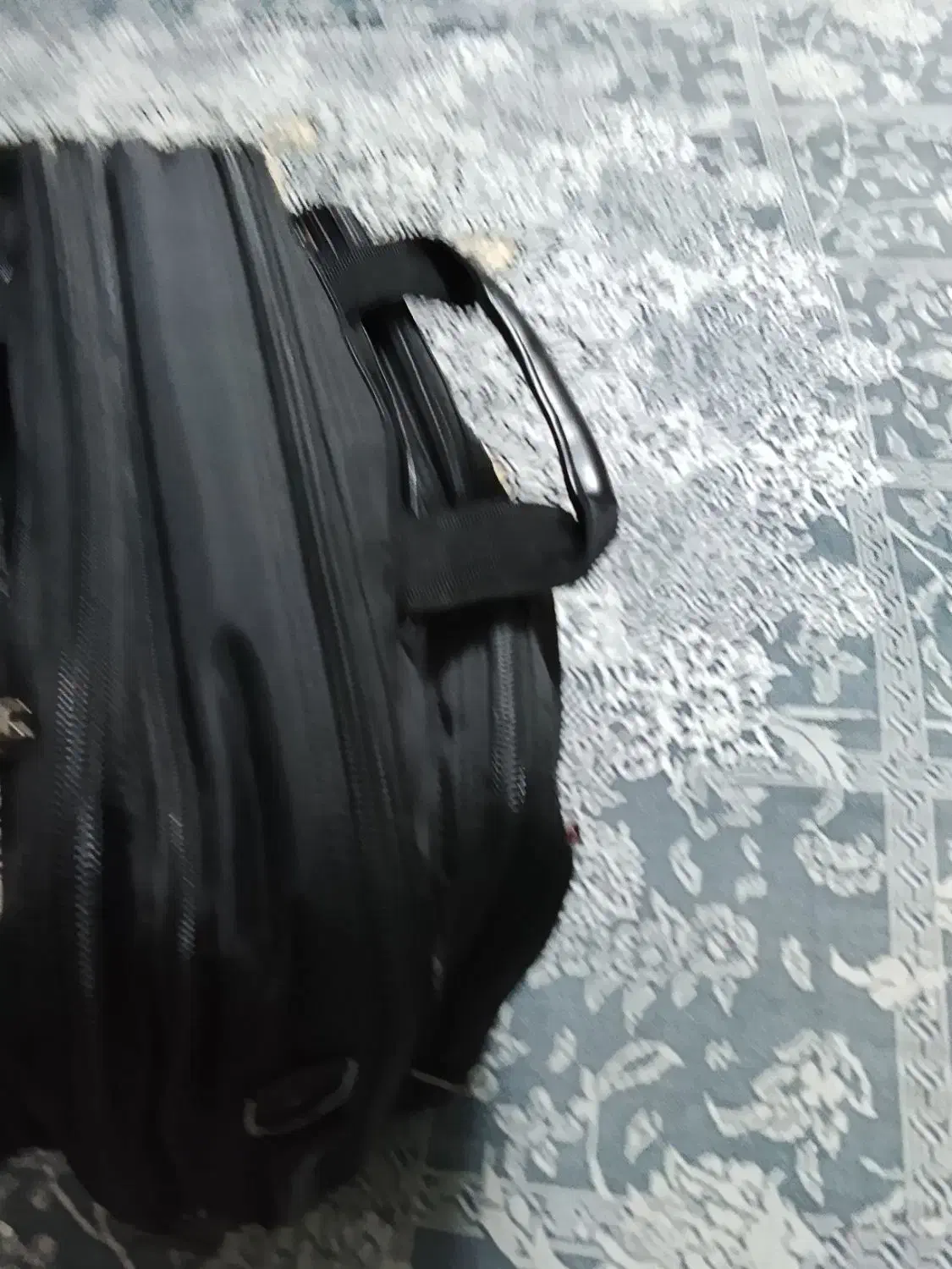 کوله یا کیف بزرگ با جای لب تاب|کیف، کفش، کمربند|مرند, |دیوار