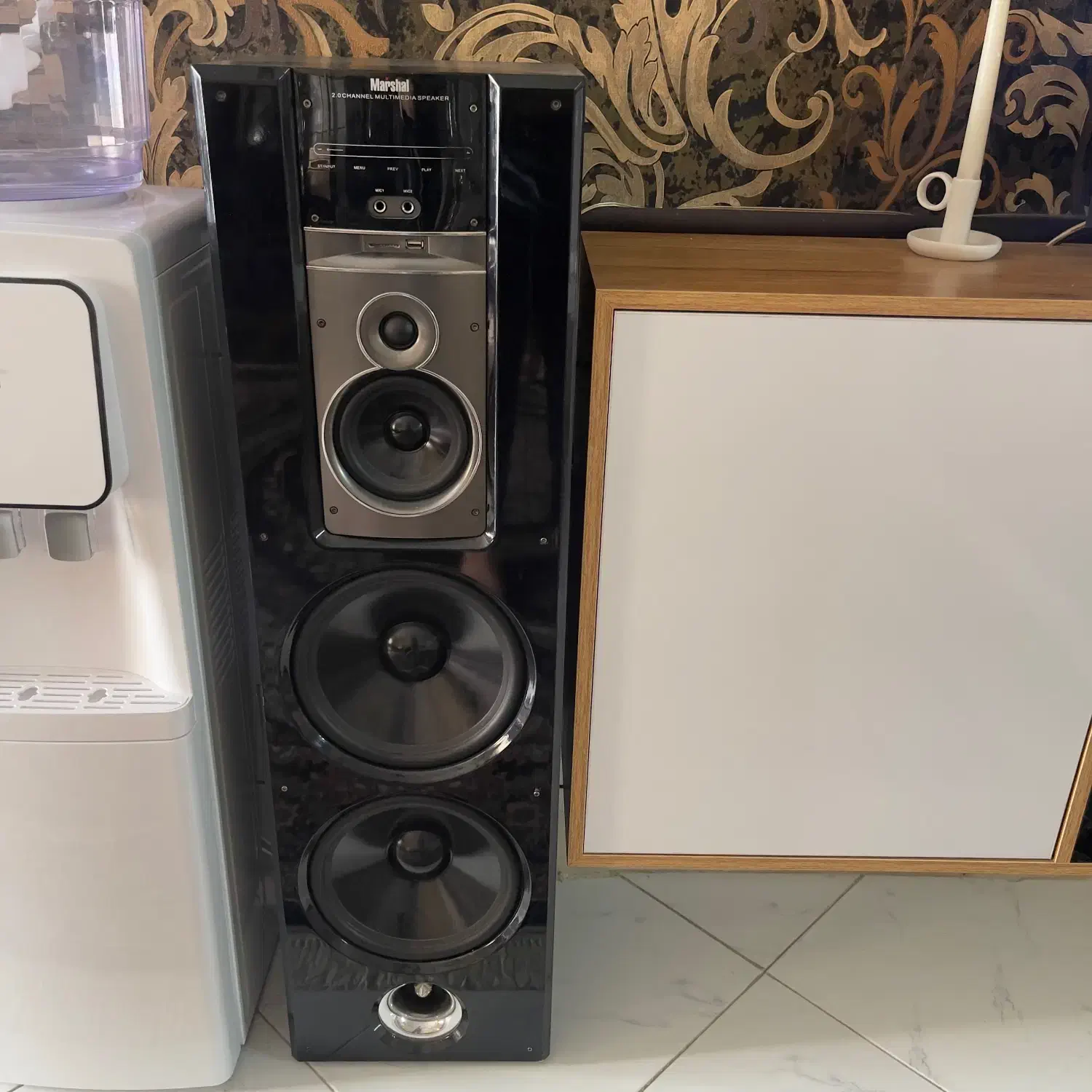 باند مارشال|سیستم صوتی خانگی|شاهین‌شهر, شهرک گلدیس|دیوار