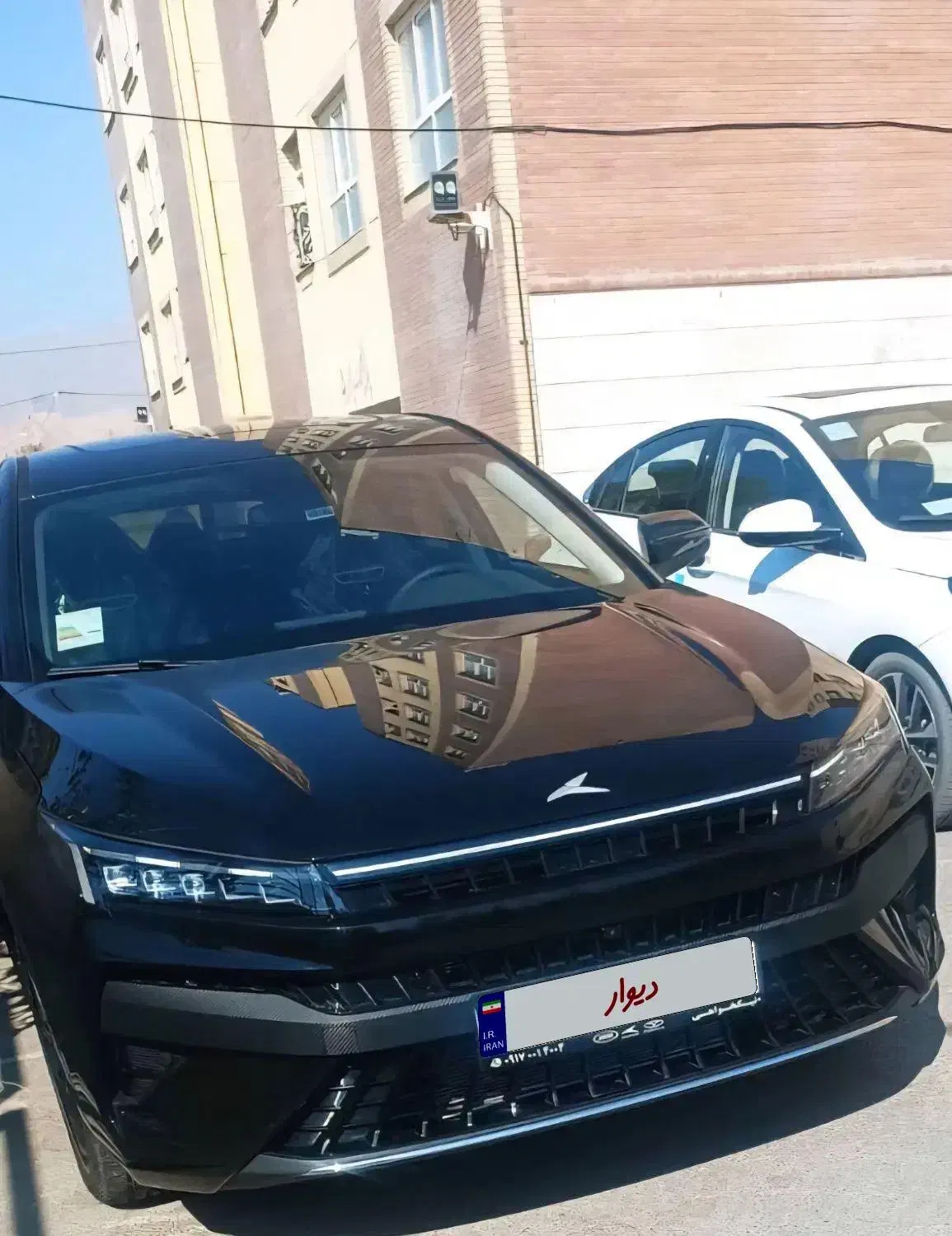 J7 مشکی 1402 فوق‌العاده تمیز|خودرو سواری و وانت|داراب, |دیوار