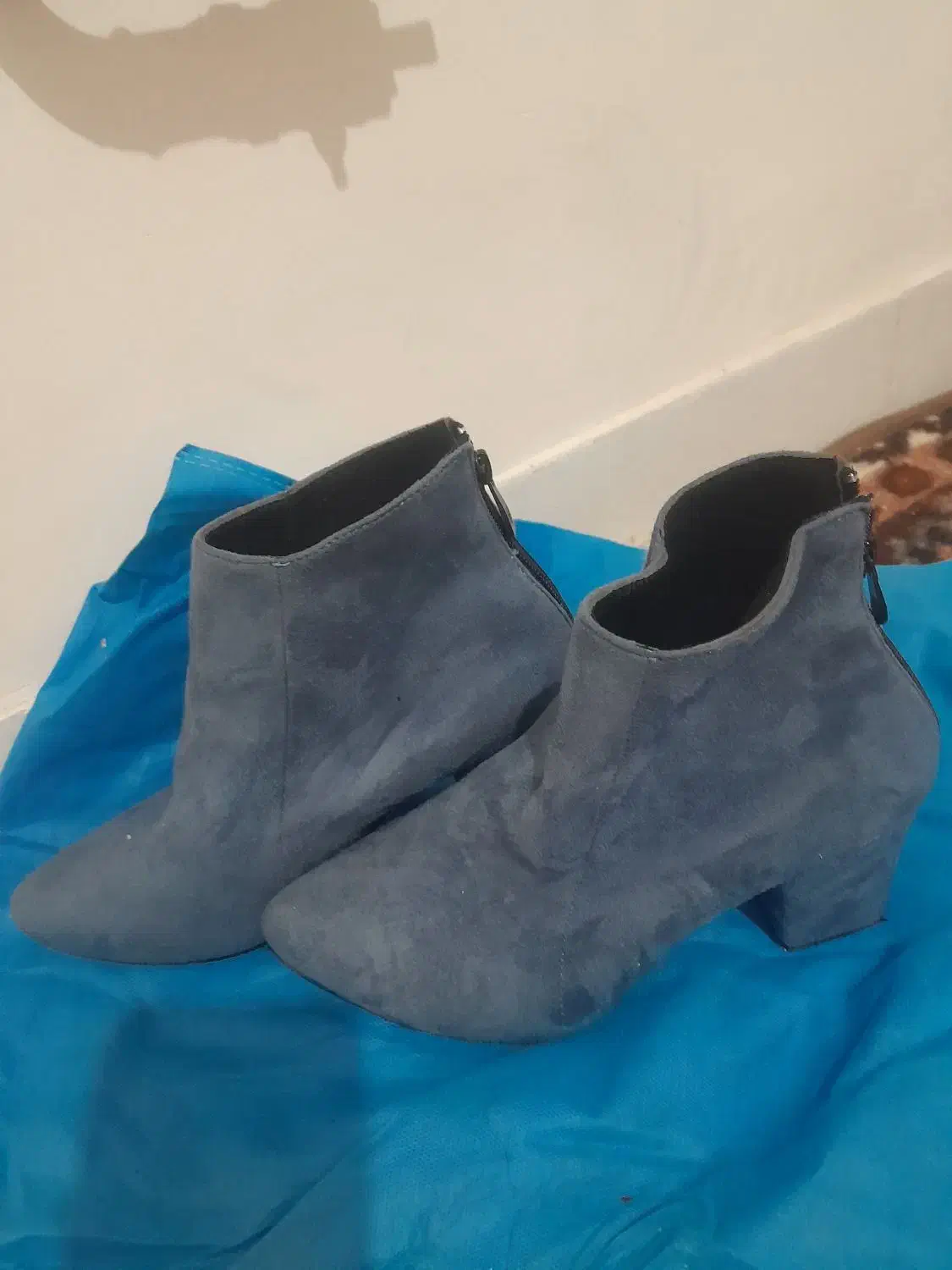 پوتین وکفش مجلس|کیف، کفش، کمربند|تبریز, |دیوار