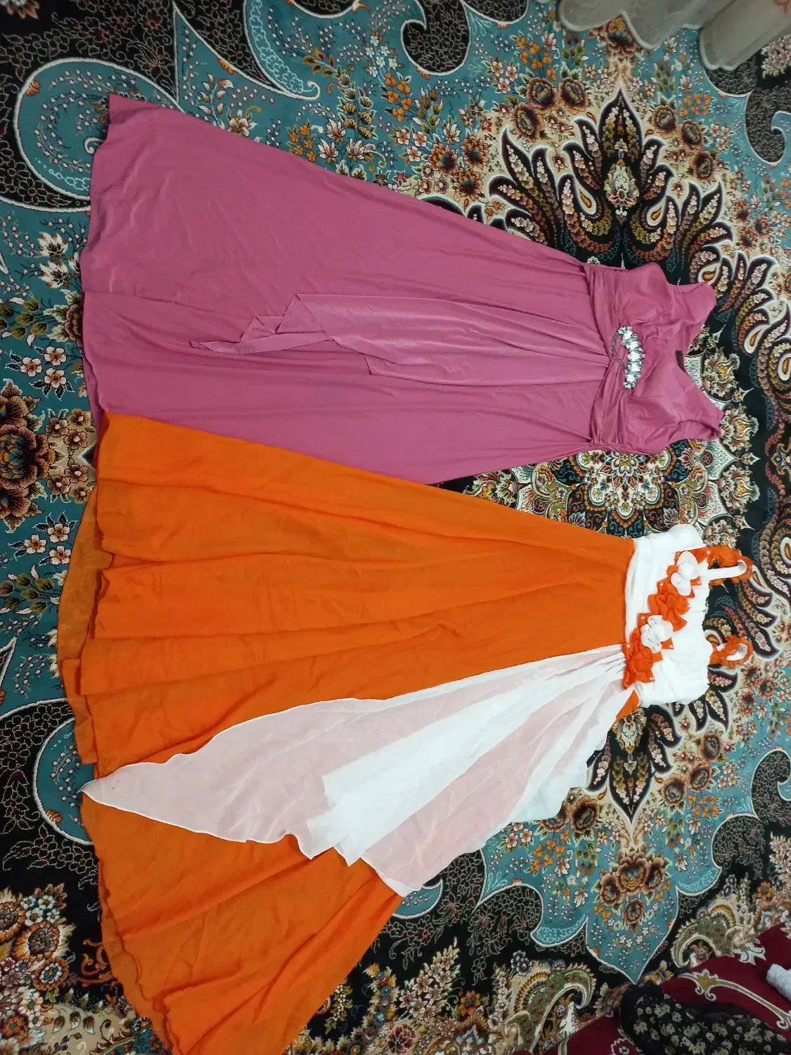 فروش فوری به علت کمبود جا|لباس|فومن, |دیوار