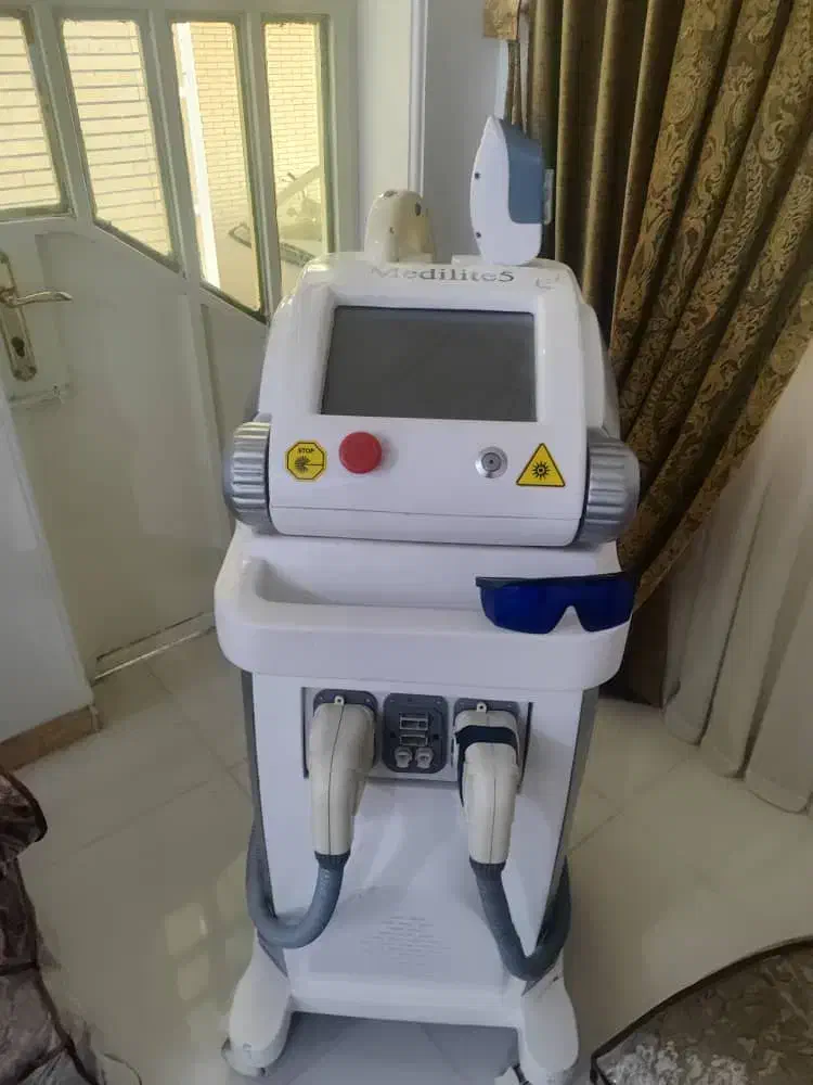 دستگاه لیزر موهای زائد سوپرانوتیتانیوم و مدیلایت 5|آرایشگاه و سالنهای زیبایی|داراب, |دیوار