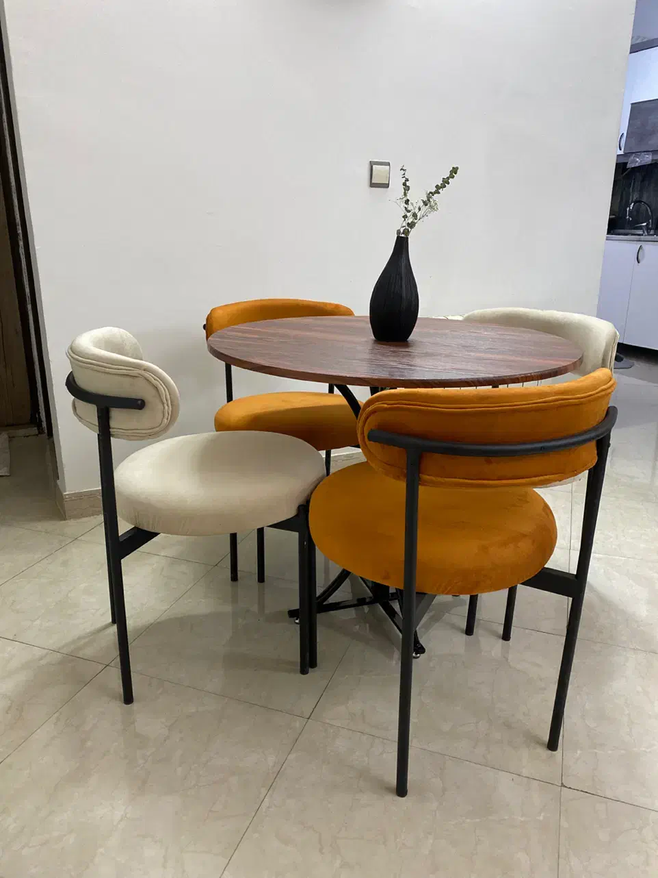 ناهارخوری ۴ نفره کاملا نو|میز و صندلی غذاخوری|مشهد, الهیه|دیوار