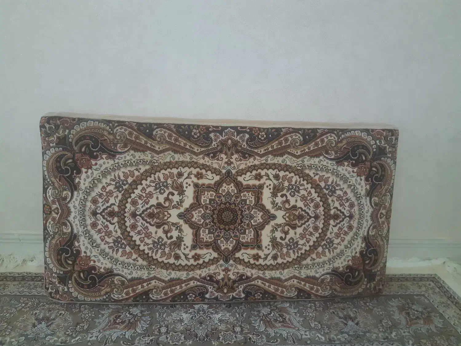 پشتی|پشتی|کرمانشاه, |دیوار