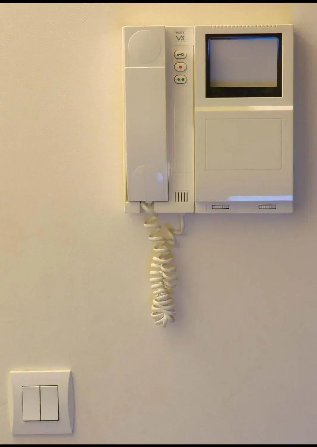 برقکار،سیم کشی ساختمان|خدمات پیشه و مهارت|نظرآباد, رسالت|دیوار