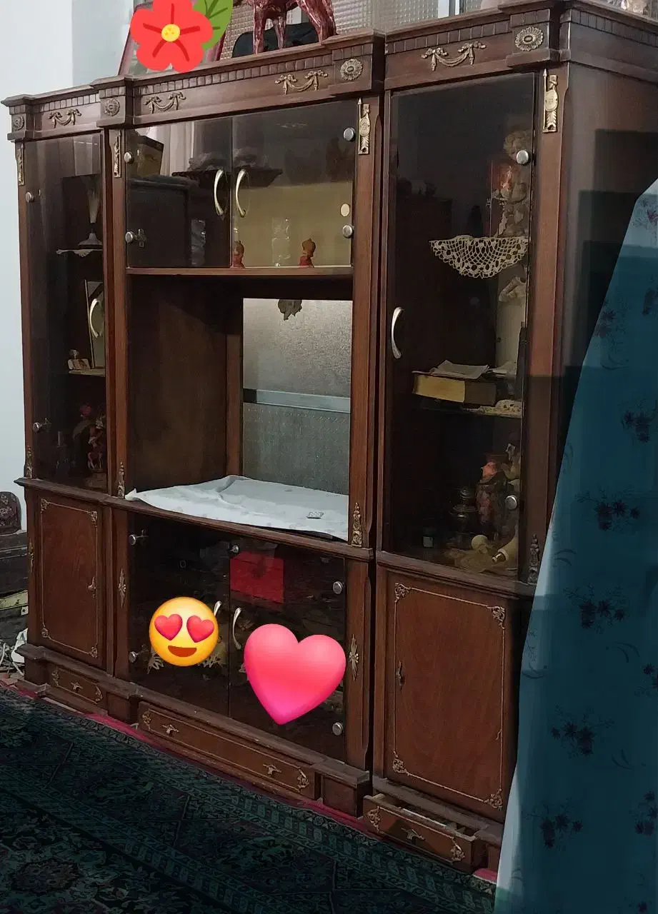 بوفه تلویزیون|بوفه، ویترین، کنسول|فردوس (کرمان), |دیوار