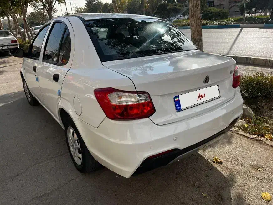 ساینا ۱۴۰۱s بدون رنگ|خودرو سواری و وانت|اصفهان, خانه اصفهان|دیوار