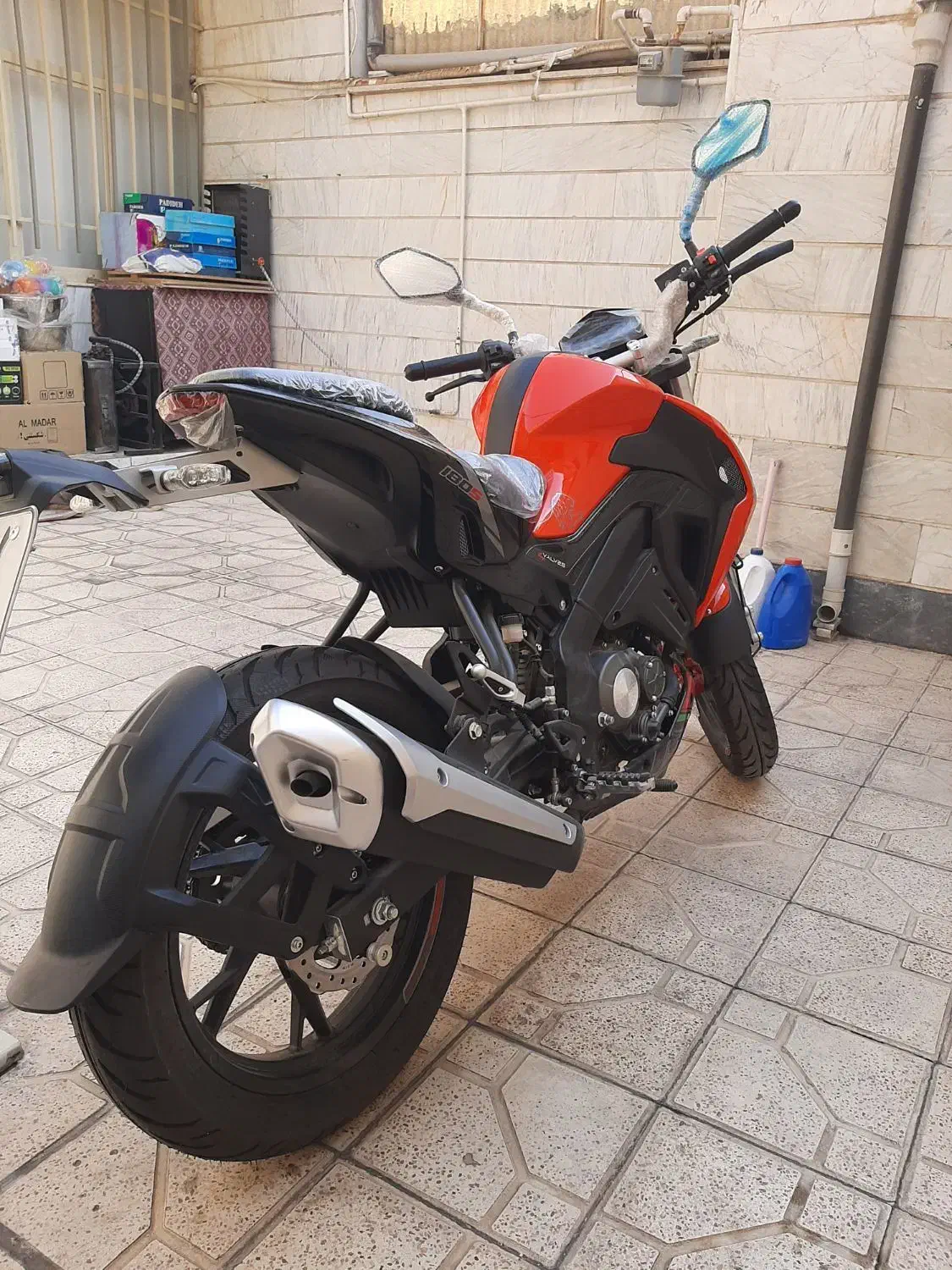 بنلی ۱۸۰ s|موتورسیکلت|قرچک, مهدیه|دیوار