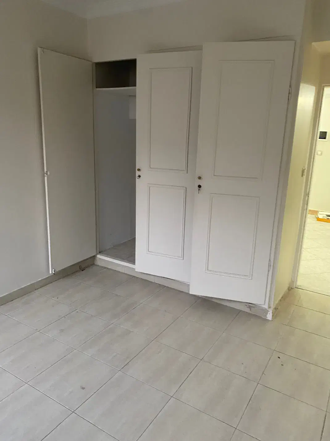 ۹۲ متر دو خواب فول امکانات