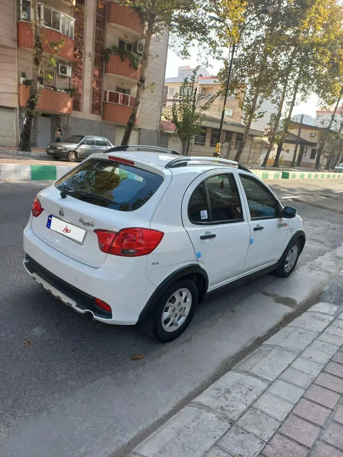 کوییک مدل۹۸بیرنگ|خودرو سواری و وانت|رشت, استقامت ۱|دیوار