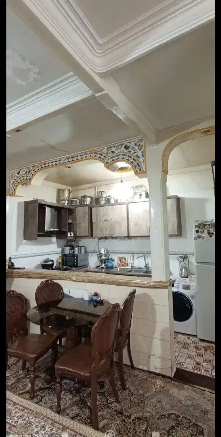 خانه فروشی|فروش خانه و ویلا|قم, زند آباد|دیوار